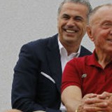 Tole, fudbaleri, navijači